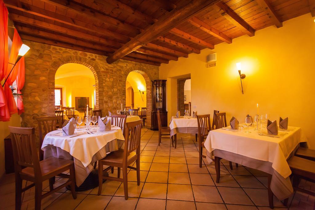 Hotel Alla Corte Dei Bicchi Cavriana Экстерьер фото