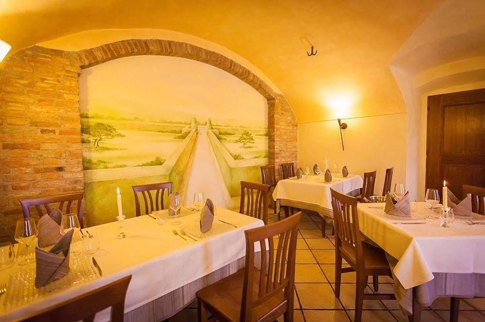 Hotel Alla Corte Dei Bicchi Cavriana Экстерьер фото