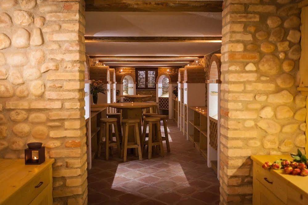 Hotel Alla Corte Dei Bicchi Cavriana Экстерьер фото
