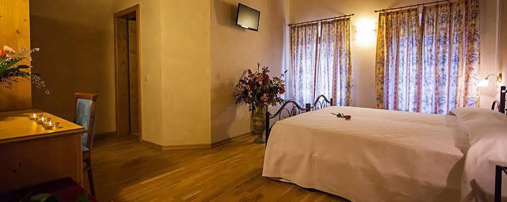 Hotel Alla Corte Dei Bicchi Cavriana Экстерьер фото